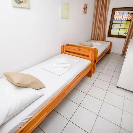 Lucija Apartamento *