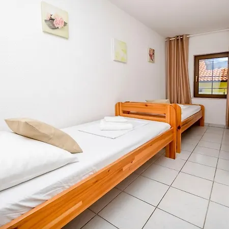 Apartamento Lucija *
