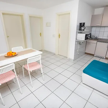 Apartamento Lucija *